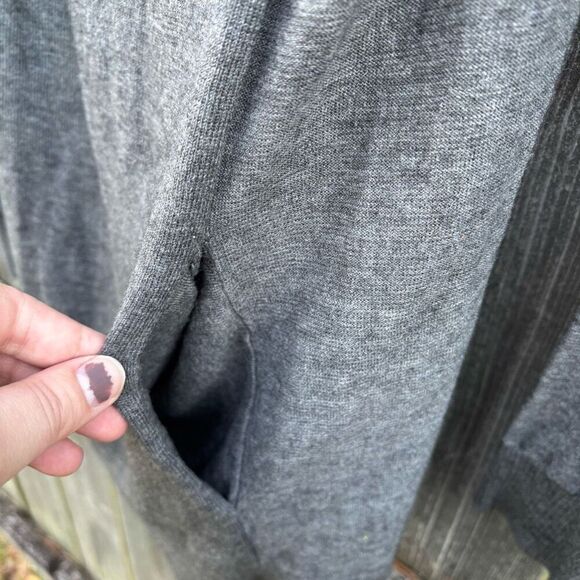 Vince Gray Wool Cashmere pocket sweater XS - Picture 2 of 5